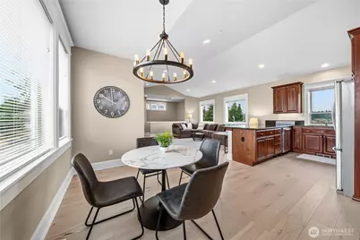 20404 Church Lake Drive E, Bonney Lake, WA 98391 - Photo 23