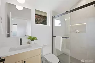 7531 31st Ave NE, Seattle, WA 98115 - Photo 9
