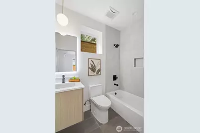 7533 31st Avenue NE #B, Seattle, WA 98115 - Photo 13