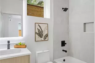 7533 31st Ave NE, Seattle, WA 98115 - Photo 13