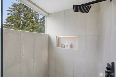 7533 31st Avenue NE #B, Seattle, WA 98115 - Photo 11
