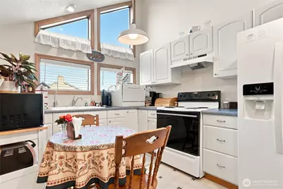 8000 NW 16th Avenue, Vancouver, WA 98665 - Photo 27