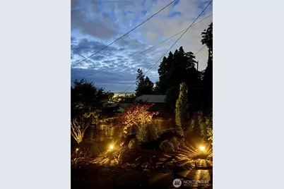 3006 11th Avenue W, Seattle, WA 98119 - Photo 31