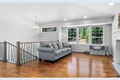 5529 1st Drive W, Everett, WA 98203 - Photo 3