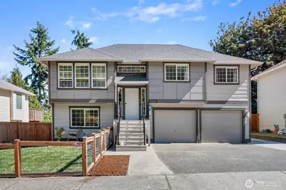 5529 1st Drive W, Everett, WA 98203 - Photo 1
