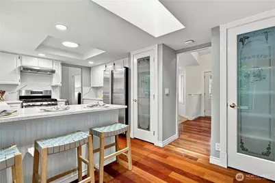 2022 227th Avenue NE, Sammamish, WA 98074 - Photo 11
