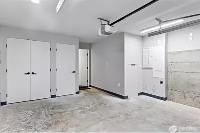 1105 Yakima Avenue S, Seattle, WA 98144 - Photo 25