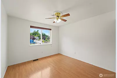 3011 12th Street Pl SW, Puyallup, WA 98373 - Photo 17