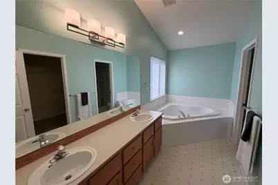 7850 NE 148th Street, Kenmore, WA 98028 - Photo 7