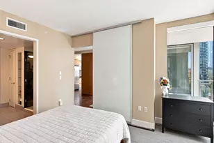 820 Blanchard St, Seattle, WA 98121 - Photo 31