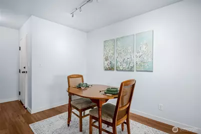 2021 N Laventure Road #404, Mount Vernon, WA 98273 - Photo 3