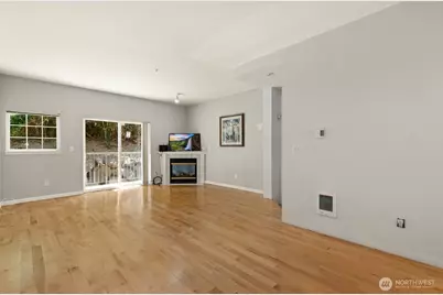 1800 NE 40 Street #B-4, Renton, WA 98056 - Photo 7
