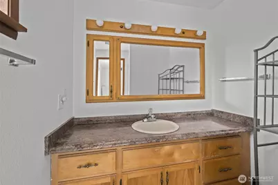 1206 Independence Court, Oak Harbor, WA 98277 - Photo 19