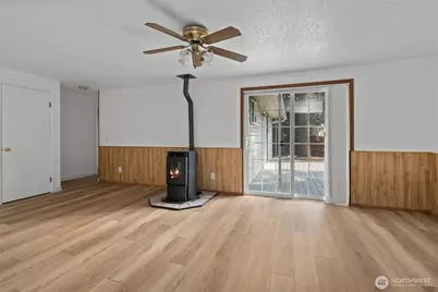 1206 Independence Court, Oak Harbor, WA 98277 - Photo 13