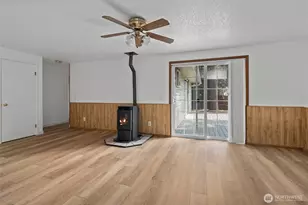 1206 Independence Ct, Oak Harbor, WA 98277 - Photo 13