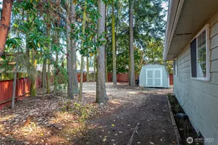1206 Independence Ct, Oak Harbor, WA 98277 - Photo 29