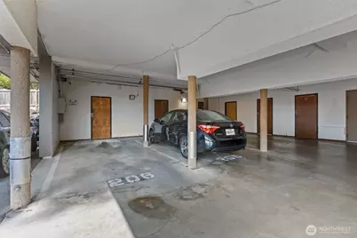 6055 35th Avenue SW #206, Seattle, WA 98126 - Photo 27