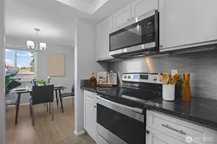 6055 35th Ave SW, Seattle, WA 98126 - Photo 3