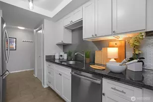 6055 35th Ave SW, Seattle, WA 98126 - Photo 5