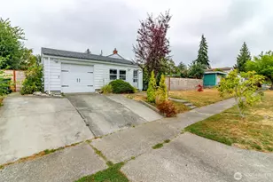1005 E 57th St, Tacoma, WA 98404 - Photo 3