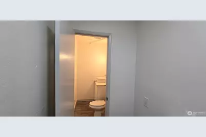 4213 Winslow Place N, Seattle, WA 98103 - Photo 13
