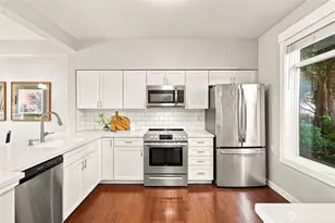 23300 SE Black Nugget Rd, Issaquah, WA 98029 - Photo 3