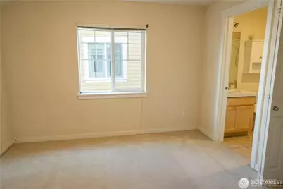 1618 N 46th Street #B, Seattle, WA 98103 - Photo 13
