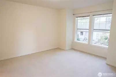 1618 N 46th Street #B, Seattle, WA 98103 - Photo 17
