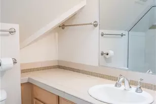 1618 N 46th St, Seattle, WA 98103 - Photo 23