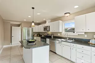 1413 17th St, Anacortes, WA 98221 - Photo 11