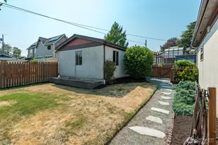 1413 17th St, Anacortes, WA 98221 - Photo 35