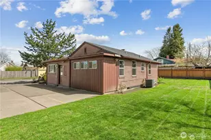 128 14th St SE, Auburn, WA 98002 - Photo 25