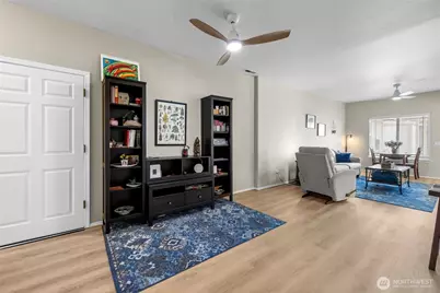 323 N Laventure Road #D, Mount Vernon, WA 98273 - Photo 5