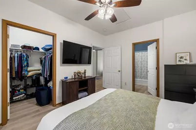 323 N Laventure Road #D, Mount Vernon, WA 98273 - Photo 13