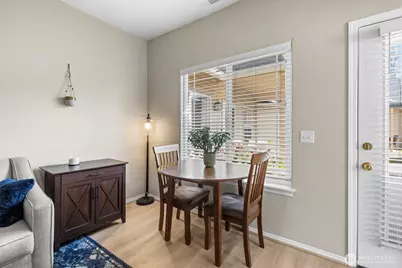 323 N Laventure Road #D, Mount Vernon, WA 98273 - Photo 11