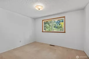 730 SE Oakcrest St, Lacey, WA 98503 - Photo 17