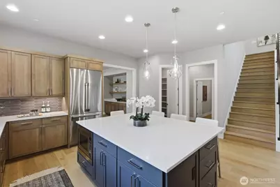 24309 NE 24th Street, Sammamish, WA 98074 - Photo 9