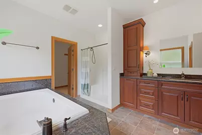 3903 Country Lane NW, Bremerton, WA 98312 - Photo 31