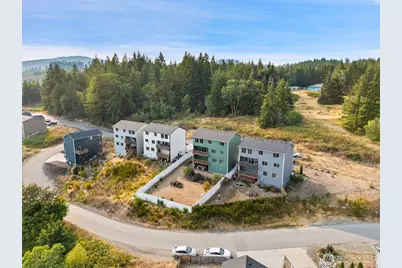 2416 W Echo Bay Dr, Bremerton, WA 98312 - Photo 37