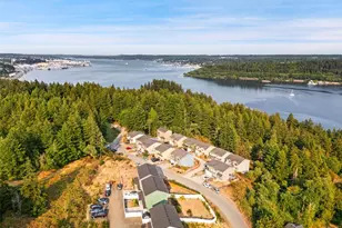 2416 W Echo Bay Dr, Bremerton, WA 98312 - Photo 35