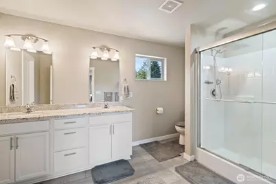 2416 W Echo Bay Dr, Bremerton, WA 98312 - Photo 25