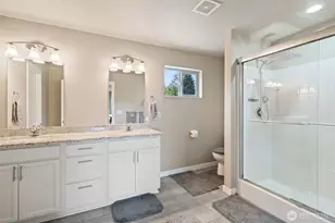2416 W Echo Bay Dr, Bremerton, WA 98312 - Photo 25