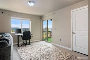 2416 W Echo Bay Dr, Bremerton, WA 98312 - Photo 9