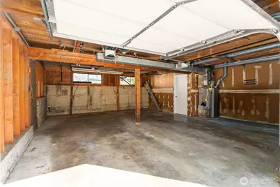 18920 127th Place SE, Renton, WA 98058 - Photo 29