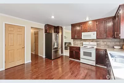 826 126th Street Ct E, Tacoma, WA 98445 - Photo 13