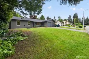 320 213th Pl SW, Bothell, WA 98021 - Photo 27