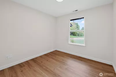 320 213th Place SW, Bothell, WA 98021 - Photo 13