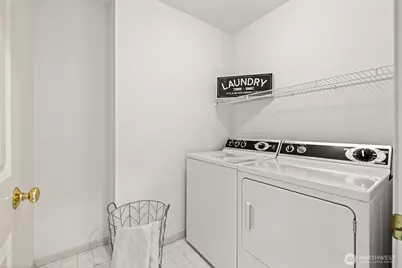 1301 225th Place SE, Sammamish, WA 98075 - Photo 33