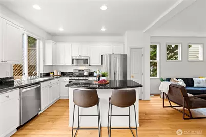 1301 225th Place SE, Sammamish, WA 98075 - Photo 13