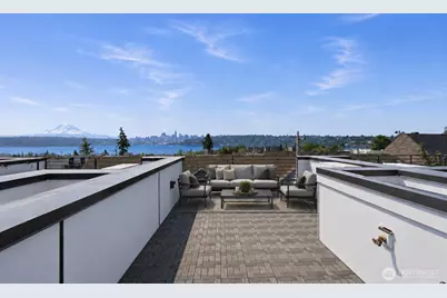 720 N 43rd St, Seattle, WA 98103 - Photo 23